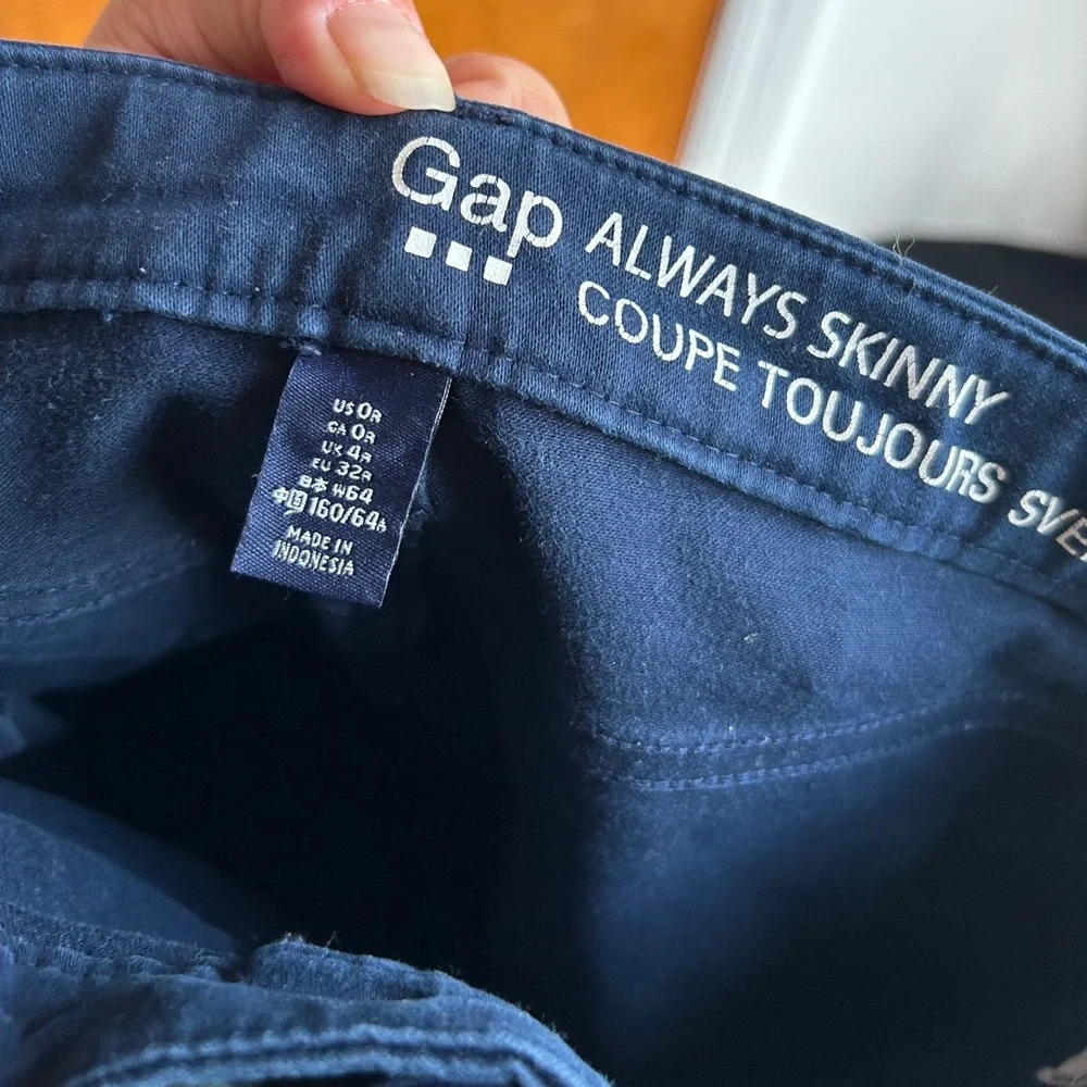 GAP ALWAYS SKINNY WOMENS BLUE CHINO PANTS - Picture 3 of 5